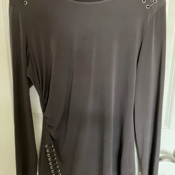 Top - Picture 4 of 5